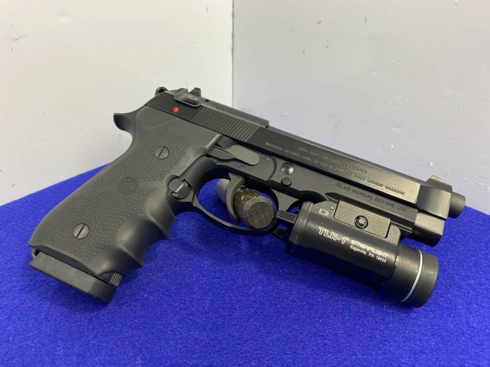 Beretta 92A1 9mm Black 4.9" *STREAMLIGHT TLR-1 & ALIEN GEAR HOLSTER*-img-24