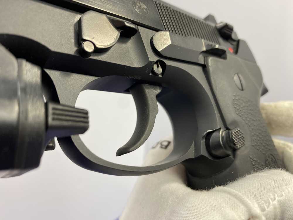 Beretta 92A1 9mm Black 4.9" *STREAMLIGHT TLR-1 & ALIEN GEAR HOLSTER*-img-44