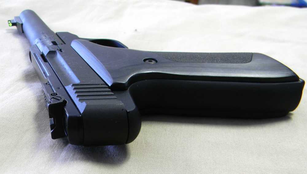 New Browning Buck Mark 22 LR-img-3