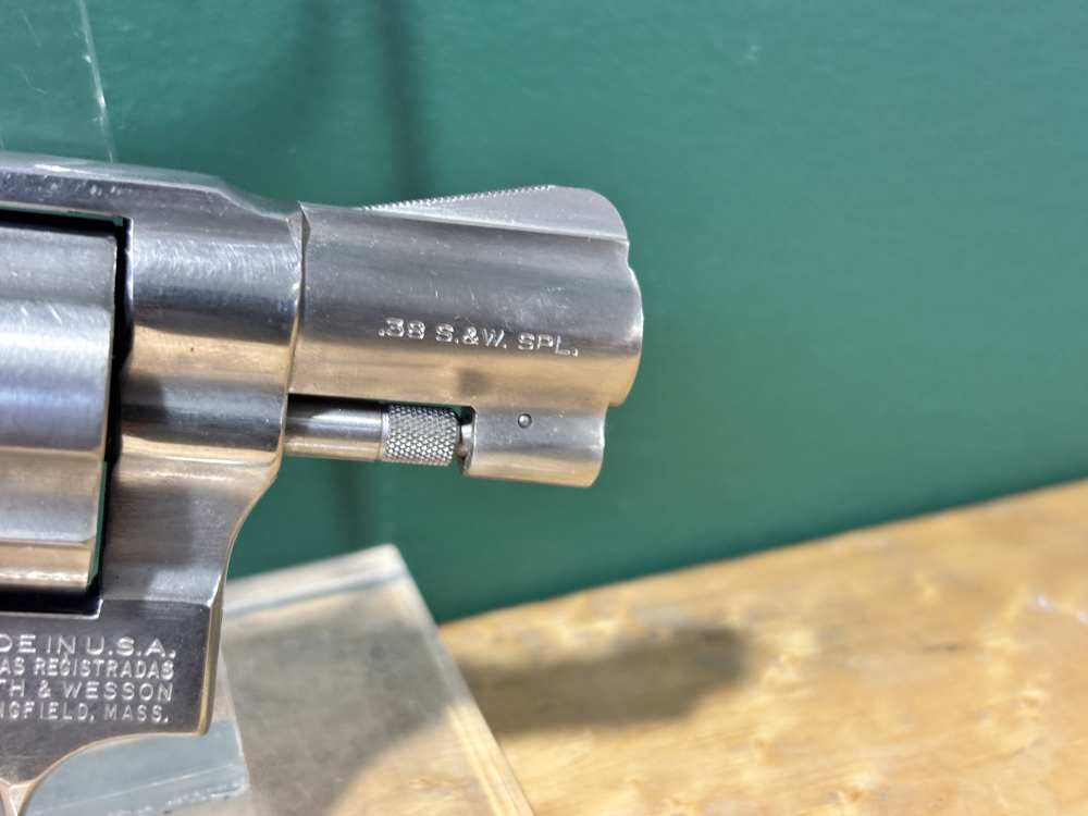 Smith and Wesson 60 No Dash Stainless Snub Nose Revolver 2" -img-7