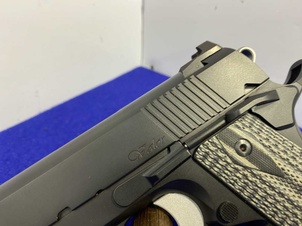 Dan Wesson Valor 10mm Black 5" *HIGHLY DESIRABLE 1911 PLATFORM*-img-9