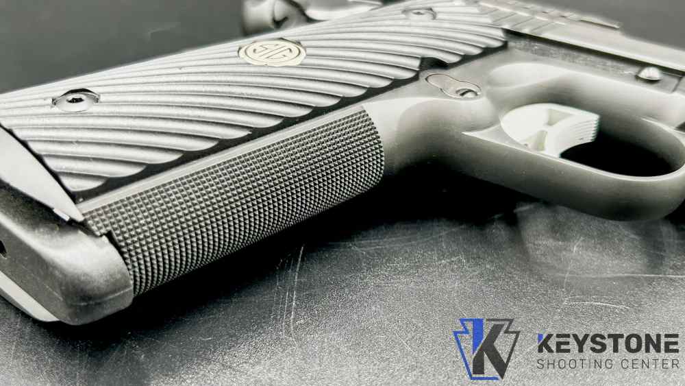 Rare Sig Sauer 1911TR-9 Tacops 5" 9mm Original Box & 2 Magazines-img-4