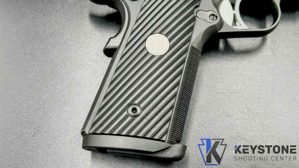 Rare Sig Sauer 1911TR-9 Tacops 5" 9mm Original Box & 2 Magazines-img-6