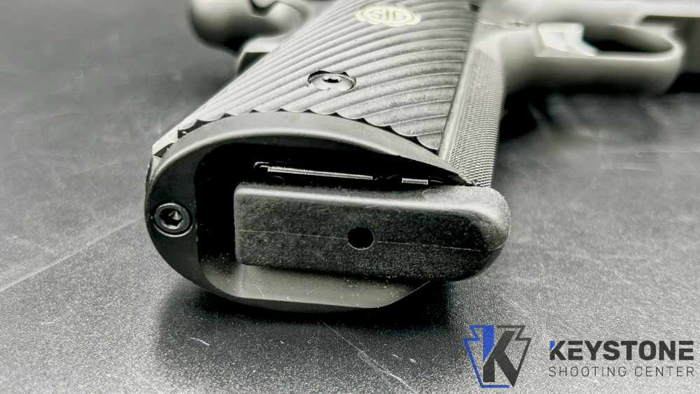 Rare Sig Sauer 1911TR-9 Tacops 5" 9mm Original Box & 2 Magazines-img-3
