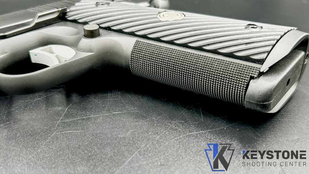 Rare Sig Sauer 1911TR-9 Tacops 5" 9mm Original Box & 2 Magazines-img-11