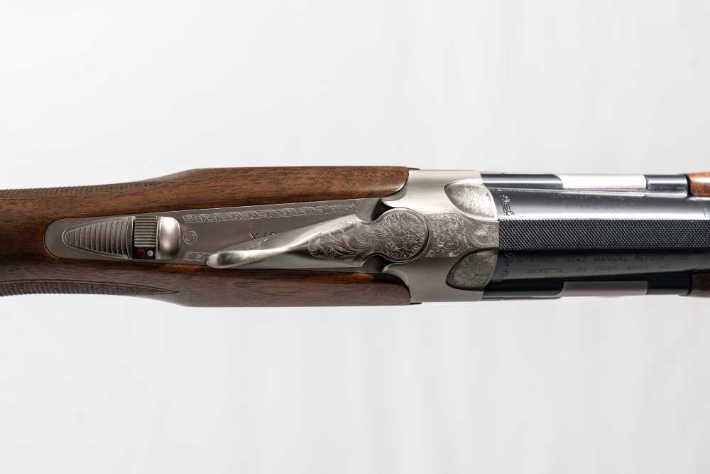 Beretta 686 Silver Pigeon I Sporting Vittoria with 20 GA 30 IN Wood/Blued -img-4