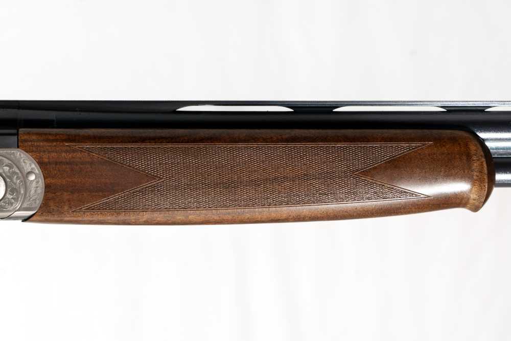 Beretta 686 Silver Pigeon I Sporting Vittoria with 20 GA 30 IN Wood/Blued -img-7