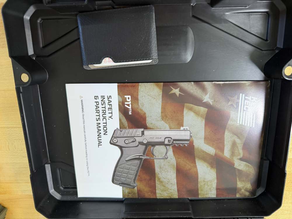 Kel-Tec Model 17 Semi-Auto Pistol in .22LR. - Five (5) 15rd Mags - Threaded-img-17