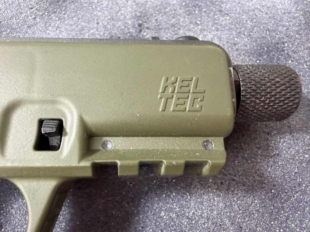 Kel-Tec Model 17 Semi-Auto Pistol in .22LR. - Five (5) 15rd Mags - Threaded-img-4