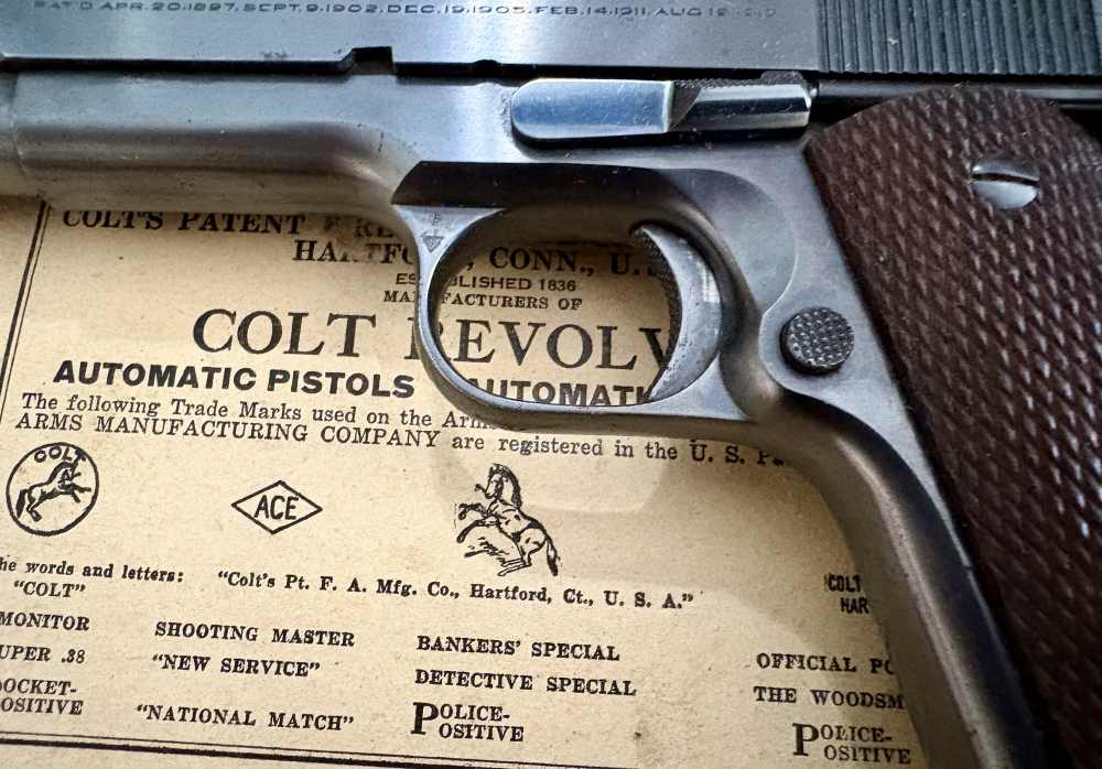 COLT SUPER 38 AUTOMATIC - RARE 1939 PRE-WAR WITH BOX AND MANUAL-img-9