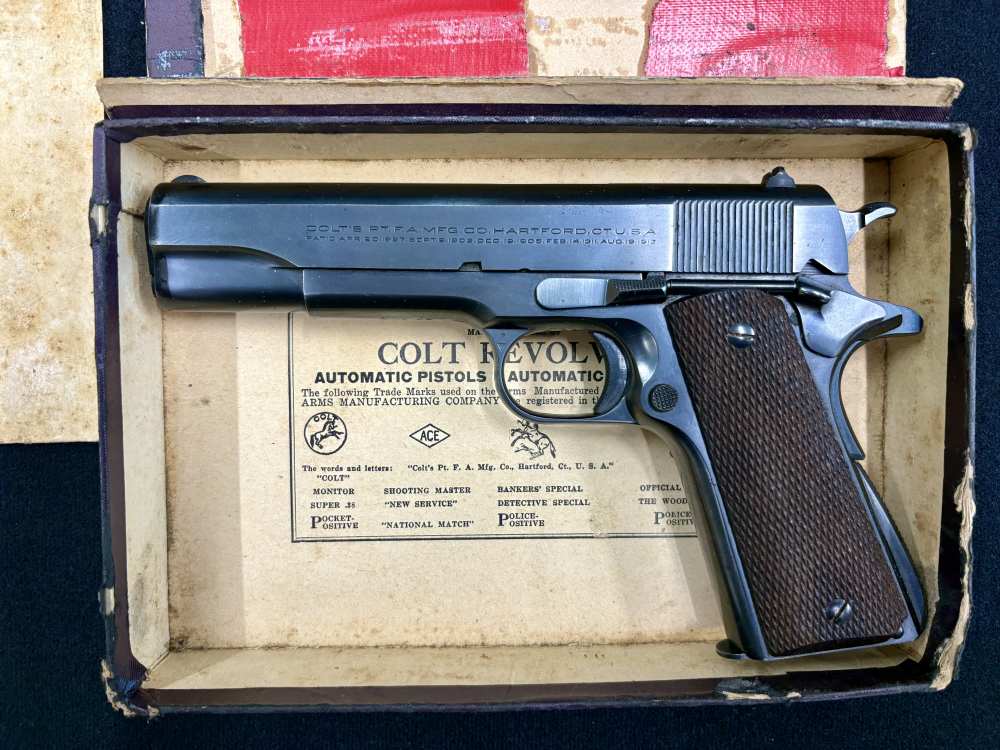 COLT SUPER 38 AUTOMATIC - RARE 1939 PRE-WAR WITH BOX AND MANUAL-img-3