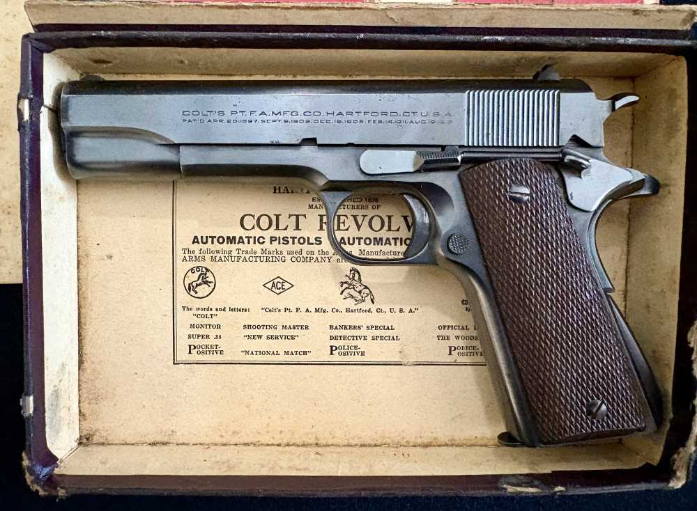 COLT SUPER 38 AUTOMATIC - RARE 1939 PRE-WAR WITH BOX AND MANUAL-img-11