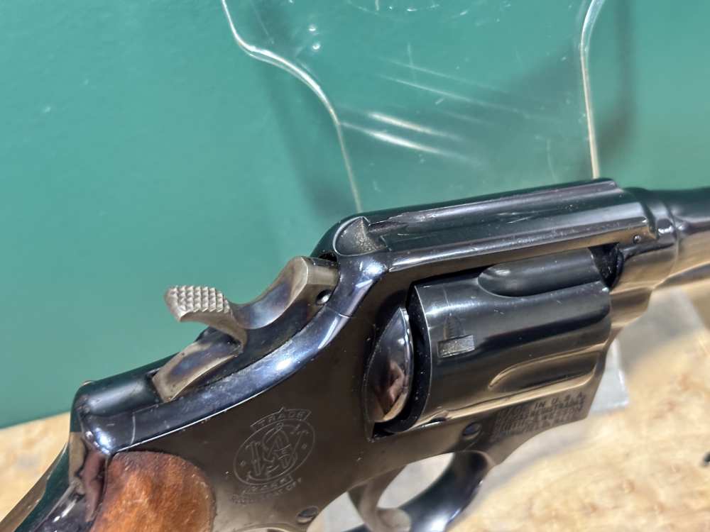 Smith and Wesson Model 10 10-5 .38 Spl 4" High Polish Blued -img-4