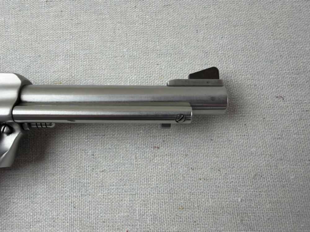 Ruger New Model Blackhawk 41 Mag 5.5" Stainless W/Box Bisley-img-11