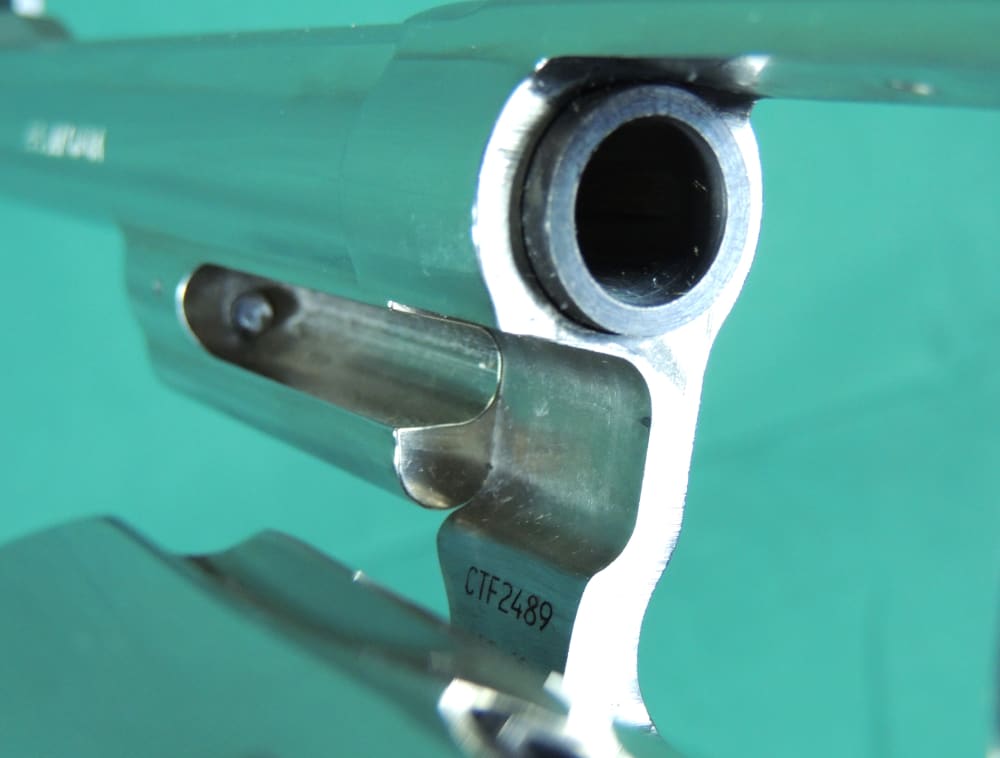 Smith and Wesson Model 29 - 10 Classic 44 Magnum Nickle Revolver-img-27