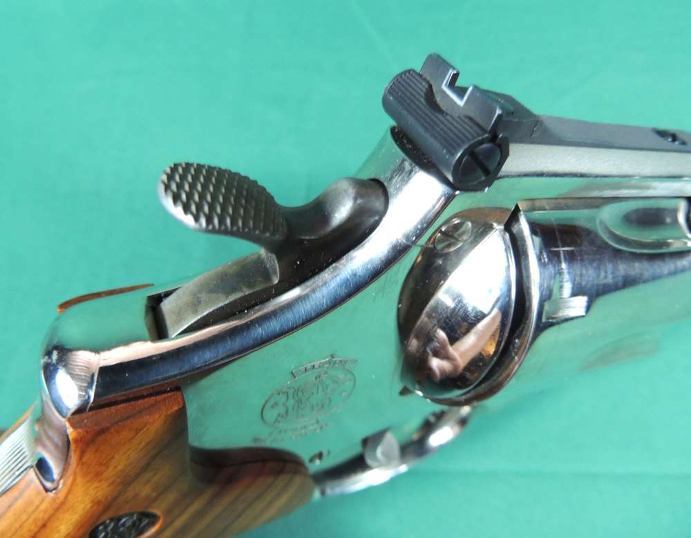 Smith and Wesson Model 29 - 10 Classic 44 Magnum Nickle Revolver-img-16