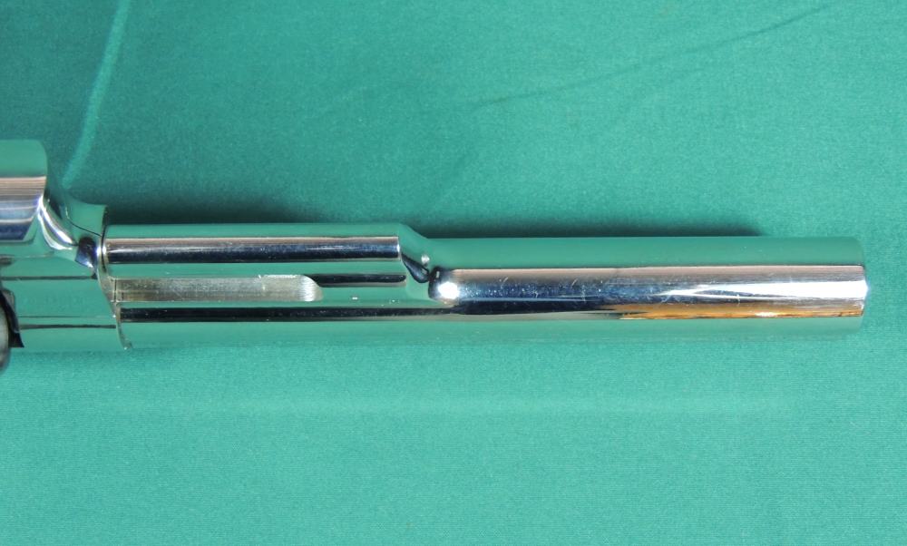 Smith and Wesson Model 29 - 10 Classic 44 Magnum Nickle Revolver-img-12