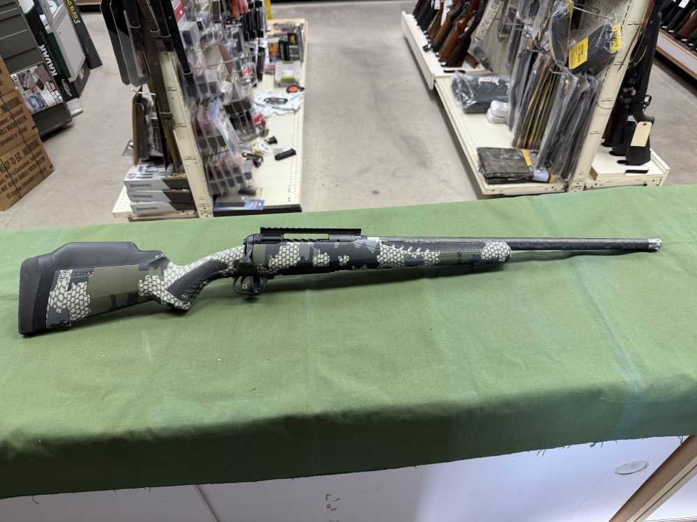 Savage ultra lite 6.5 creedmoor kuiu camo carbon fiber barrel 1:8 -img-0