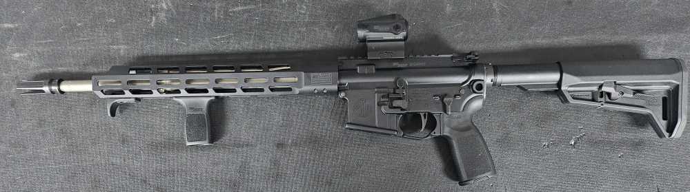 Sig Sauer M400 5.56 NATO Semi-Auto x1 mag w/Sig Sauer Romeo MSR Optic-img-1