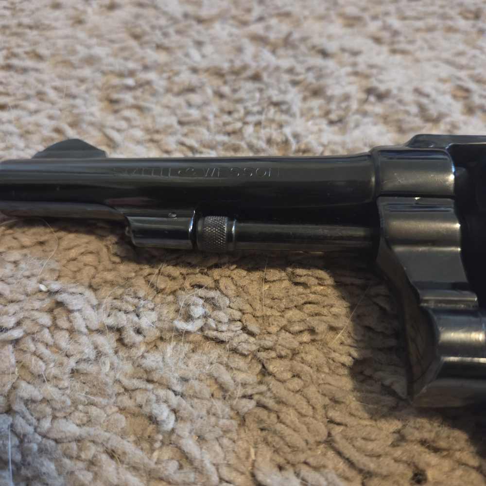 Smith and Wesson Victory 38 Special -img-3
