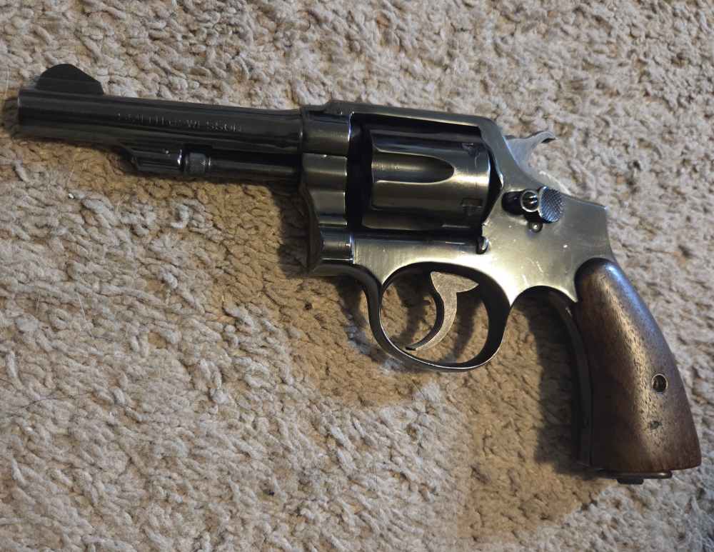 Smith and Wesson Victory 38 Special -img-1