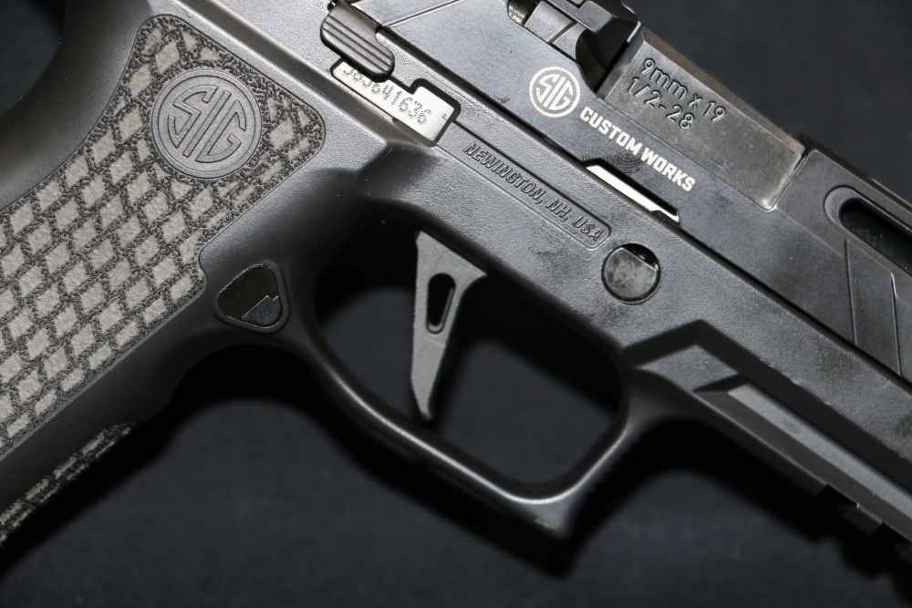 NEW! Sig Sauer P320 Spectre Comp 9mm 4.6" 10-rounds Pistol -img-8