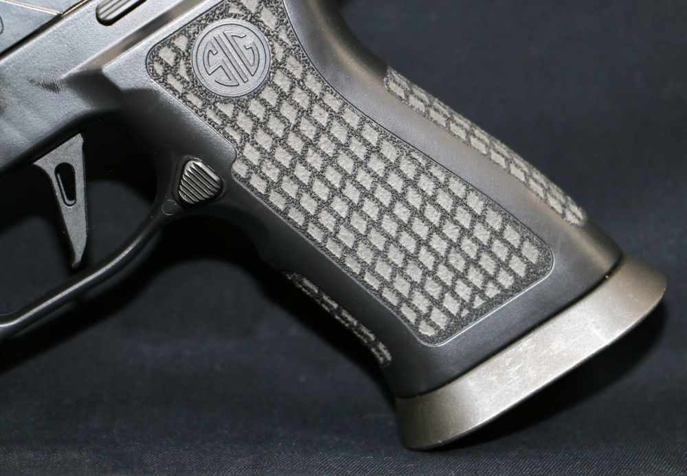 NEW! Sig Sauer P320 Spectre Comp 9mm 4.6" 10-rounds Pistol -img-4