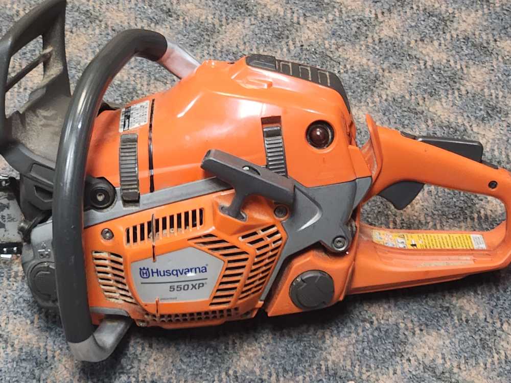 Husqvarna M-550 XP - Runs Great with 16" bar-img-1