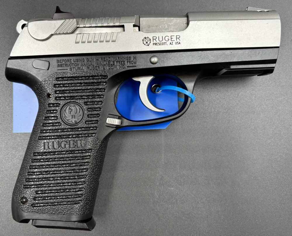 RUGER P95 9MM 3.9" W/ CASE & EXTRA MAG, EXC COND,-img-1