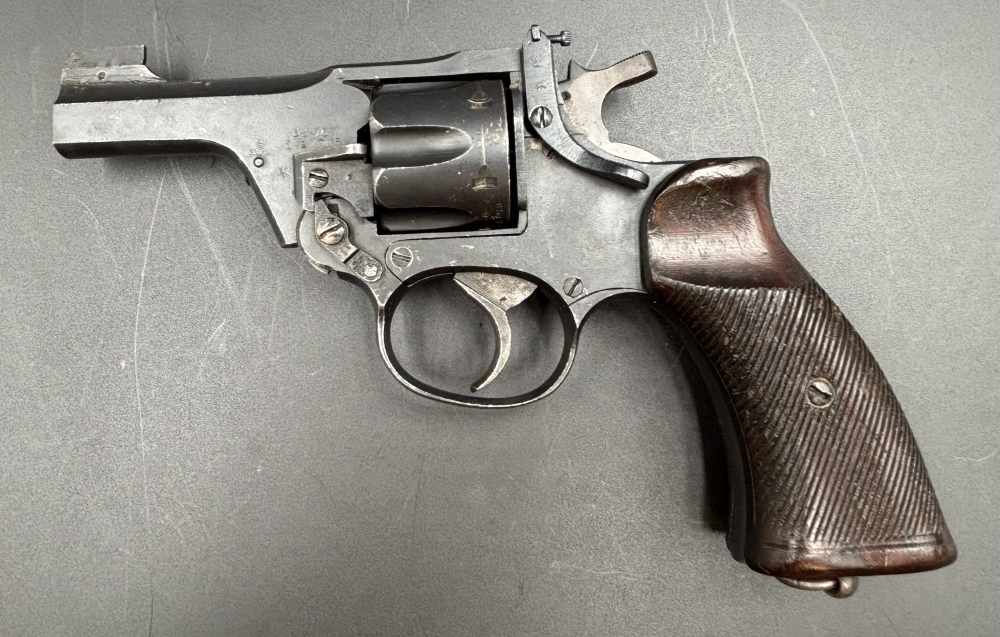 Webley MK IV .38 S&W caliber revolver. 3"-img-2