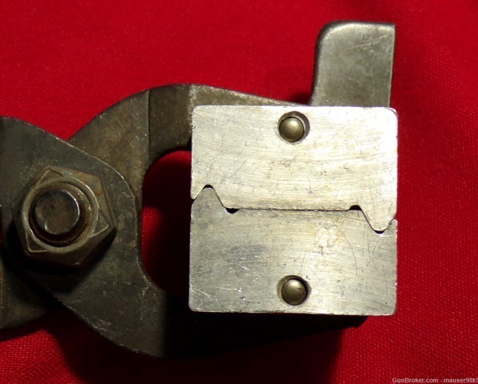  Lee 1 Cavity Mold produces a .356 diameter 102 grain round nose bullet-img-4