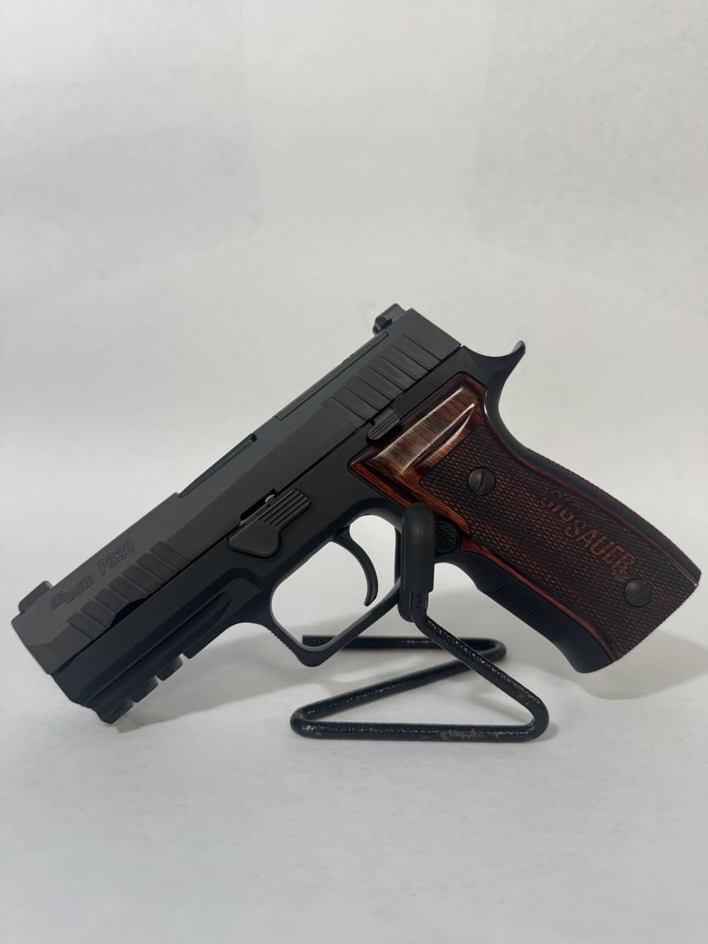 Sig Sauer P320 AXG Classic 9mm. 3.9" Barrel Penny Auction No Reserve-img-0