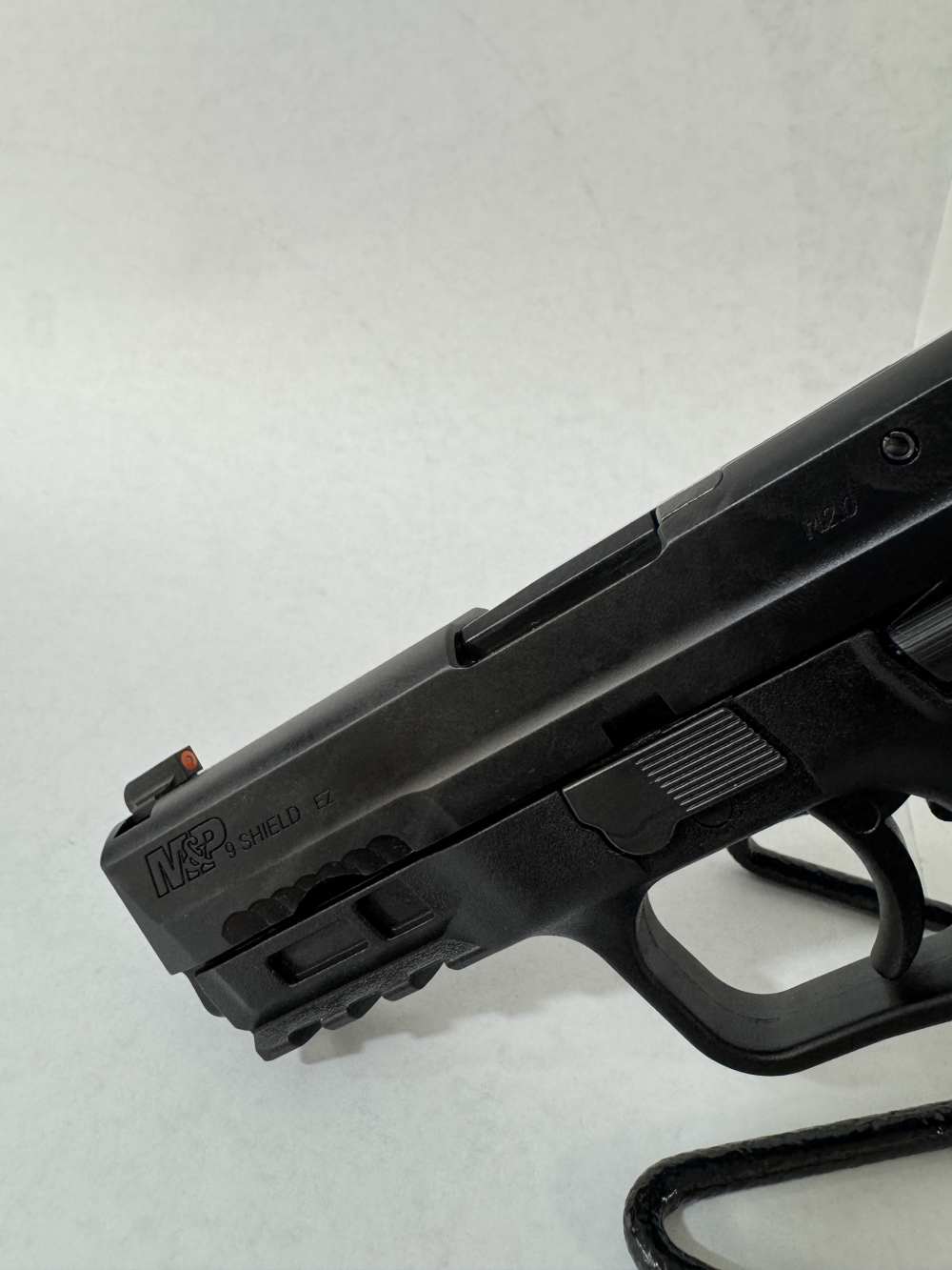 Smith & Wesson M&P9 Shield EZ TruGlo Night Sights Penny Auction No Reserve-img-1