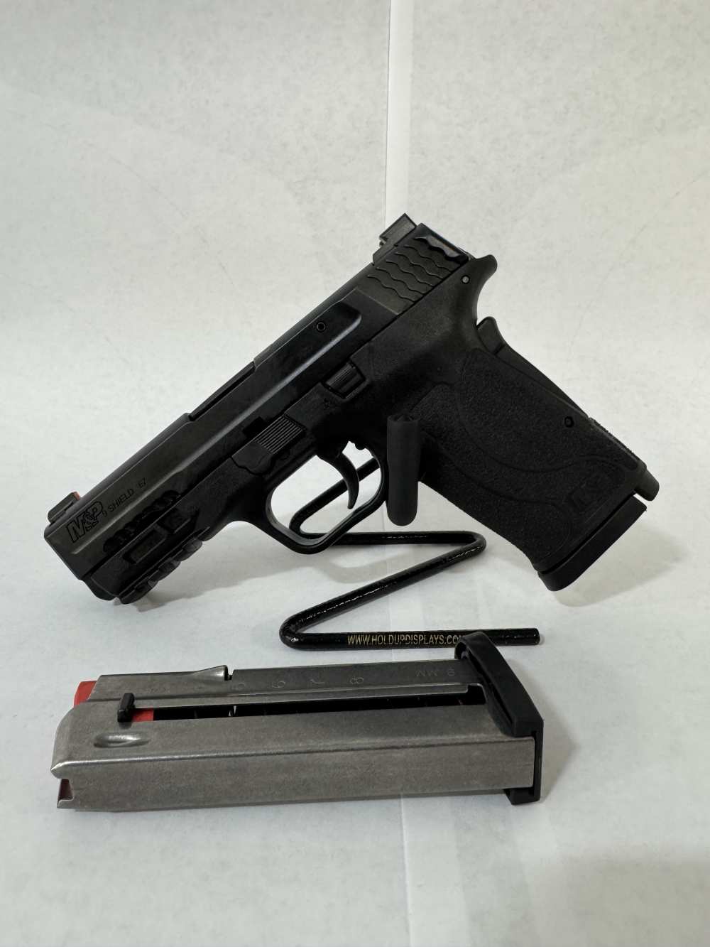 Smith & Wesson M&P9 Shield EZ TruGlo Night Sights Penny Auction No Reserve-img-0
