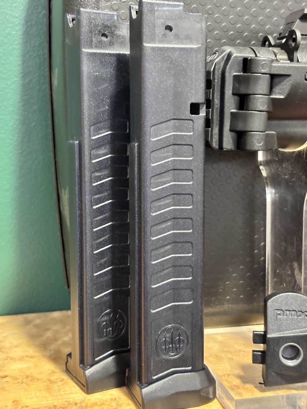 Beretta PMX PMXs 9mm Pistol W/ Picatinny Adapter & 7 Mags-img-6