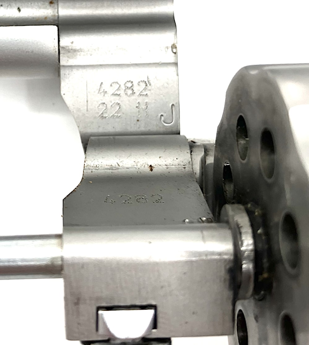 TAURUS RAGING HORNET (.22 Hornet) w/ Factory New BURRIS Pistol Scope-img-8