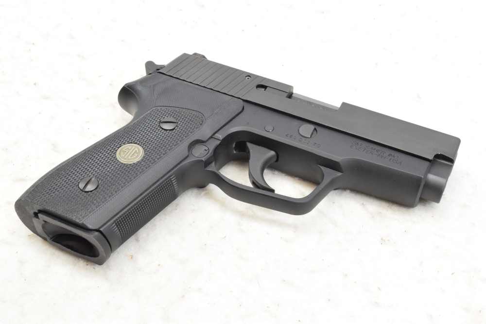 Sig P225 Classic 9mm 3.6" Like New with Holster 3 Mags-img-2