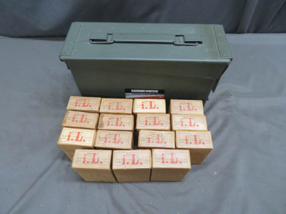 CAN OF 15 BOXES WWII GERMAN 8MM MAUSER AMMO-1936-NICE-CLEAN-225 rds-img-0