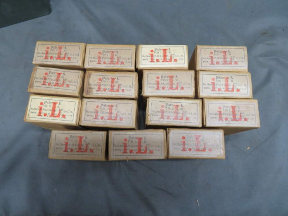 CAN OF 15 BOXES WWII GERMAN 8MM MAUSER AMMO-1936-NICE-CLEAN-225 rds-img-3