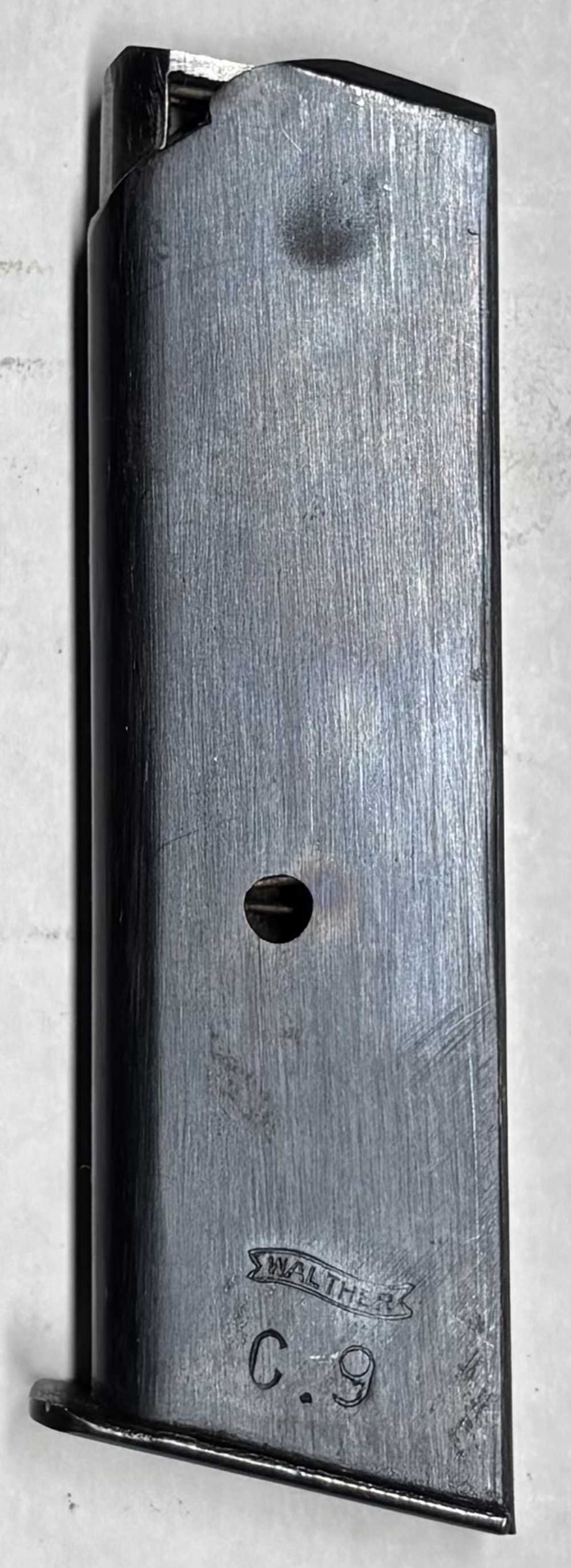 Walther PP bottom mag release 9mm (.380 acp) vintage-img-0