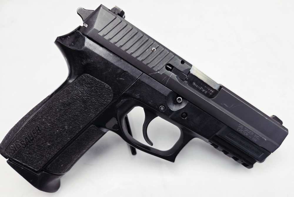 Sig Sauer SP2022 Nitron Carry 9mm 3.75" Pistol 15-Rd Mag-img-3