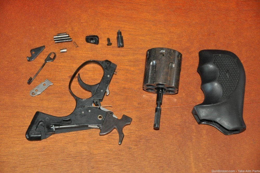 EAA EA/R 38spl Cylinder Frame & Parts Lot-img-6