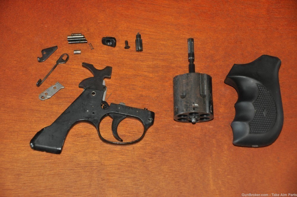 EAA EA/R 38spl Cylinder Frame & Parts Lot-img-0