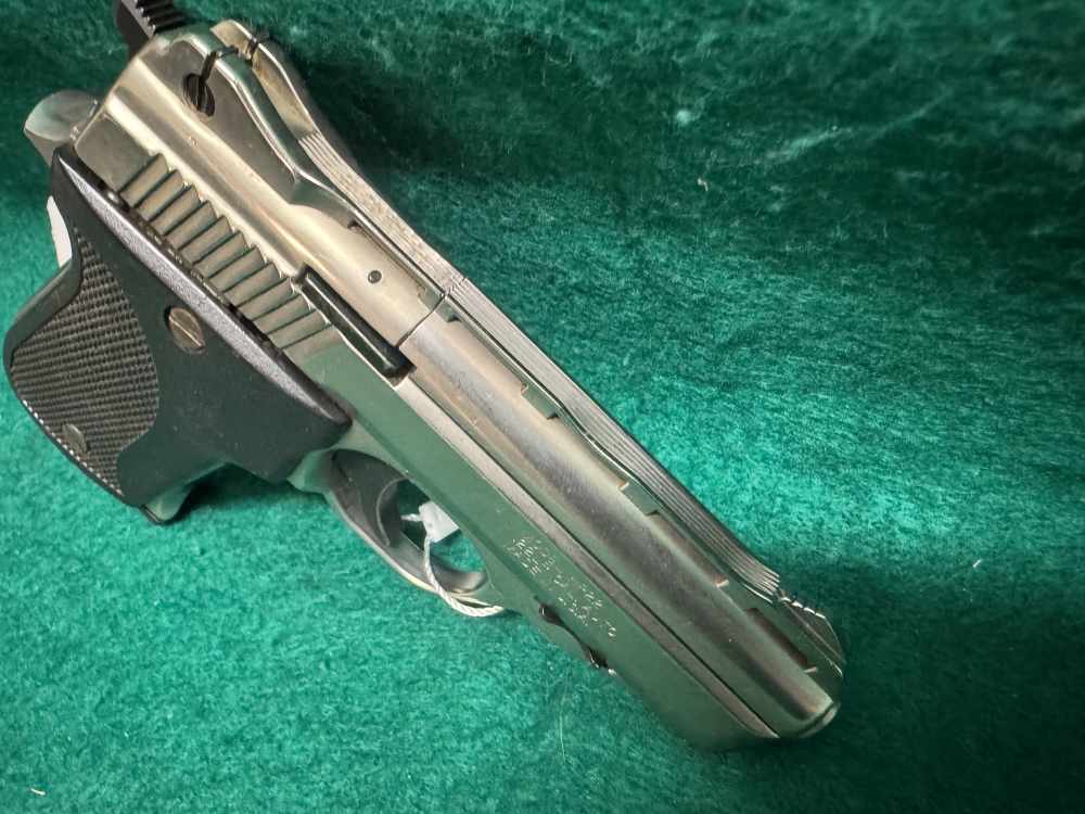 Phoenix Arms Co. HP22 .22 Long Rifle-img-5