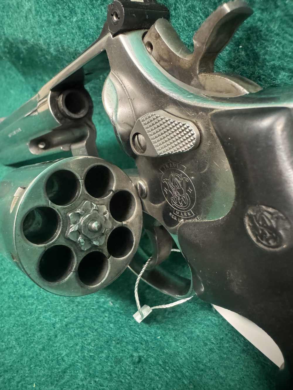 Smith & Wesson 686-4 357 MAG-img-6