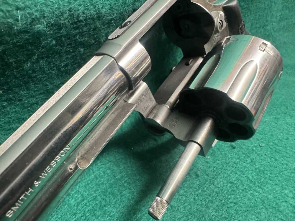 Smith & Wesson 686-4 357 MAG-img-8