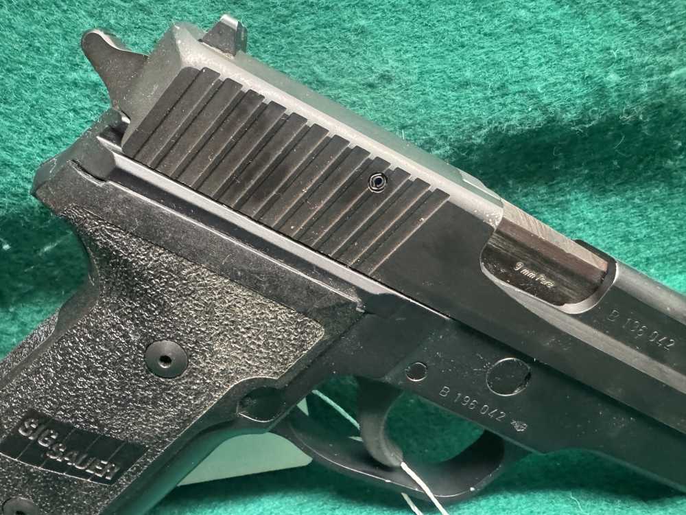 Sig Sauer P228 9mm-img-2