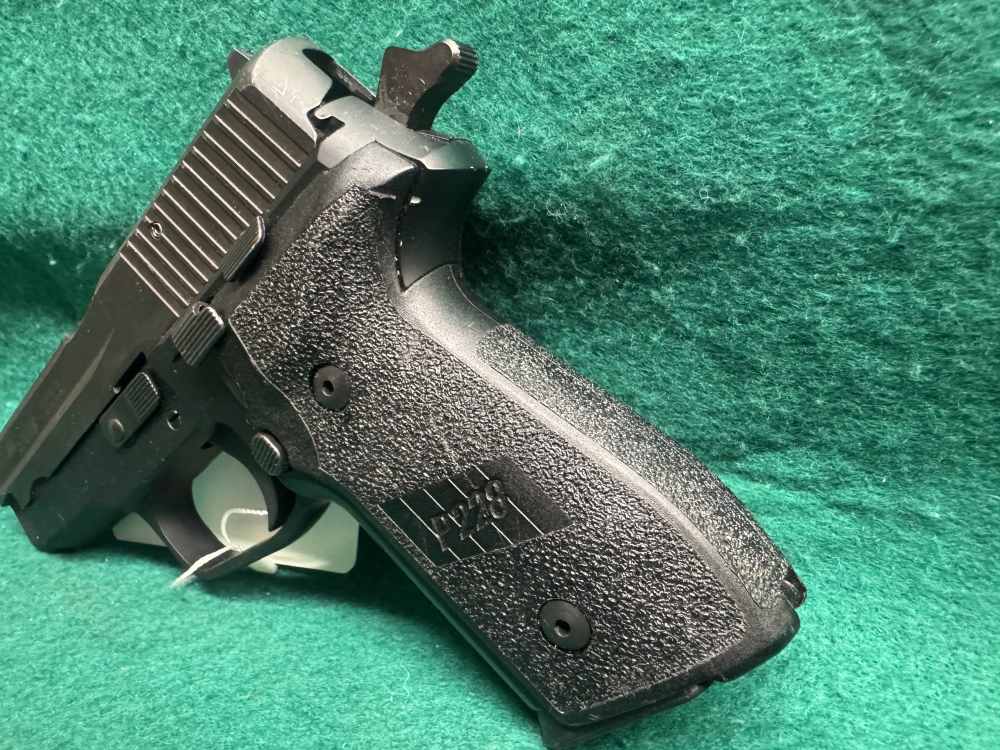 Sig Sauer P228 9mm-img-8