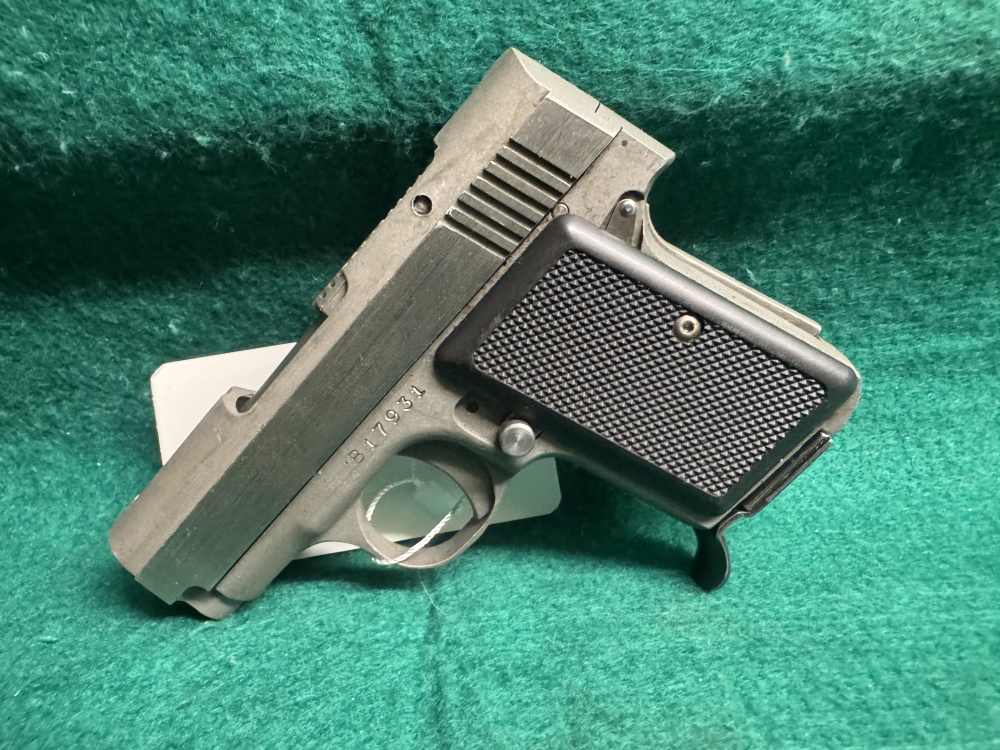 Amt BACK UP .380acp-img-5
