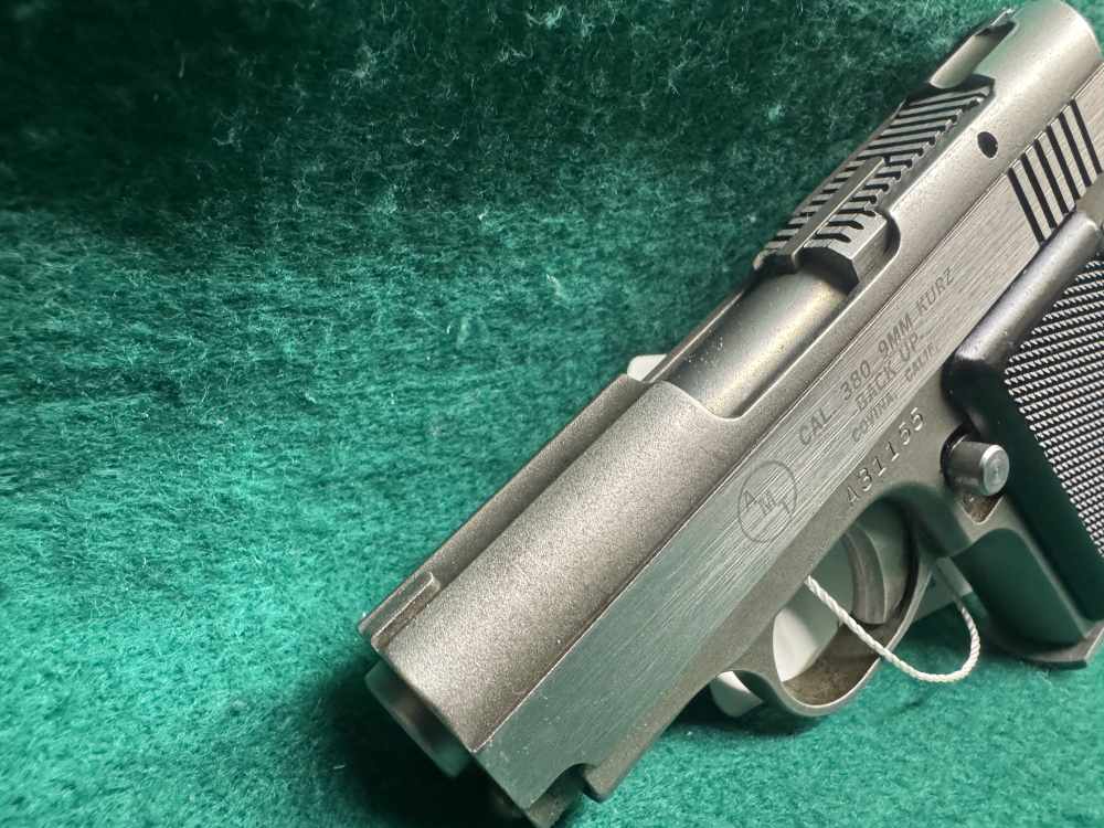 Amt BACK UP .380acp-img-5
